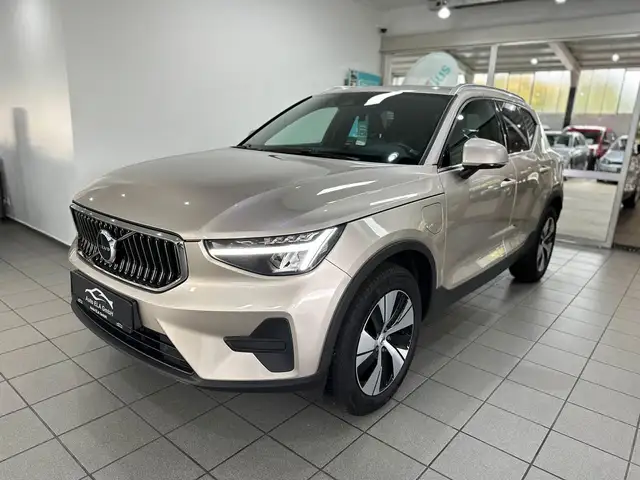 Volvo XC 40 Plus Bright Recharge 1.Hand|AHK|Kamera