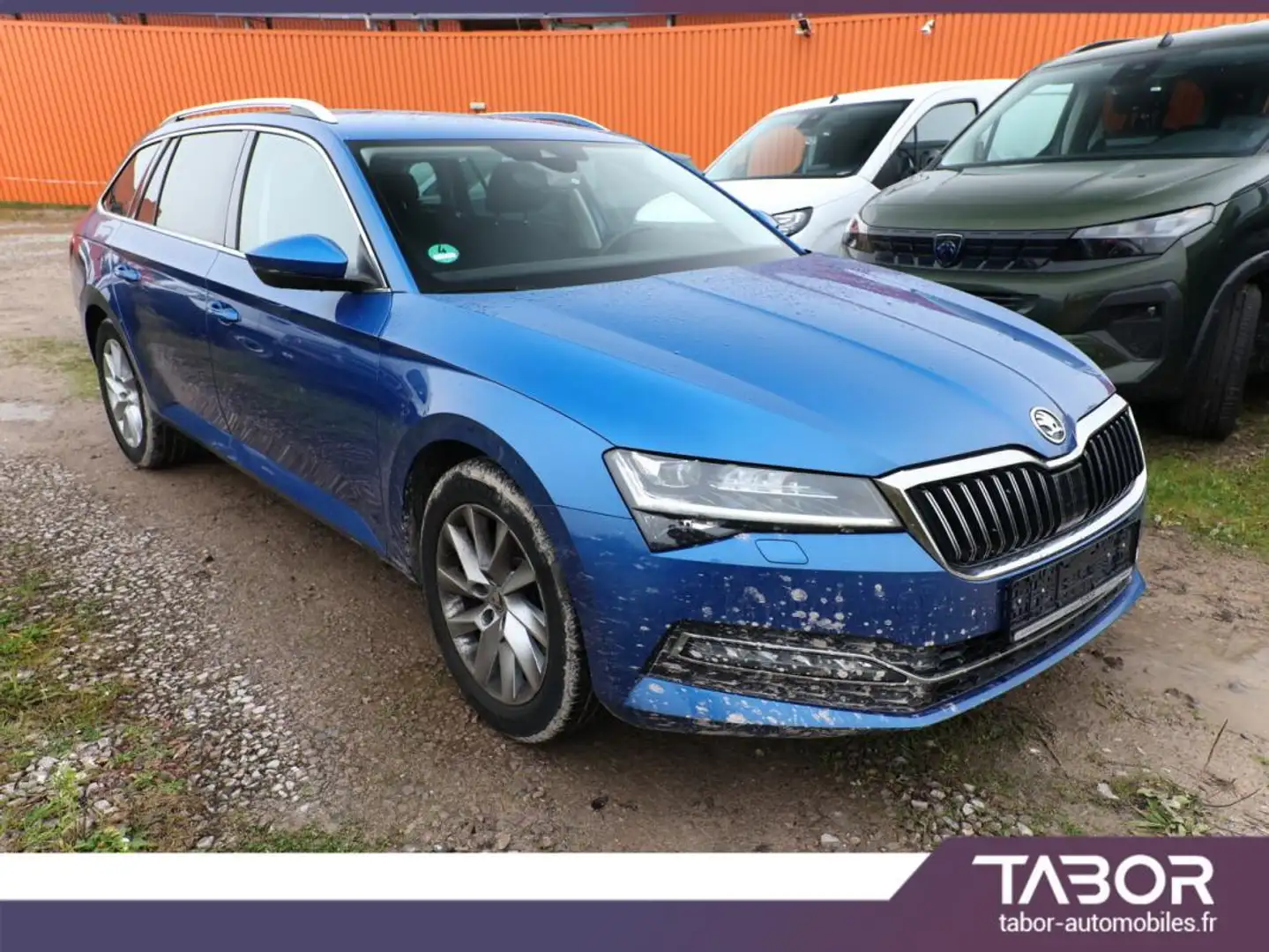 Skoda Superb Combi TSI 150 DSG Style Matrix GPS Bleu - 2