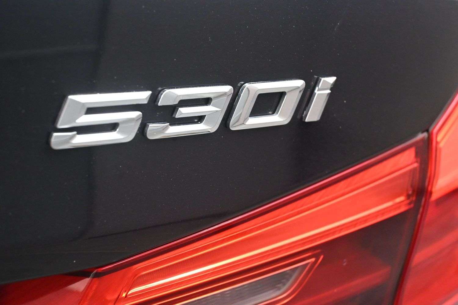 2020 BMW 5 Series 530i xDrive Blind Spot Monitoring | Sunroof | Tri- 4 cyl thumb 24