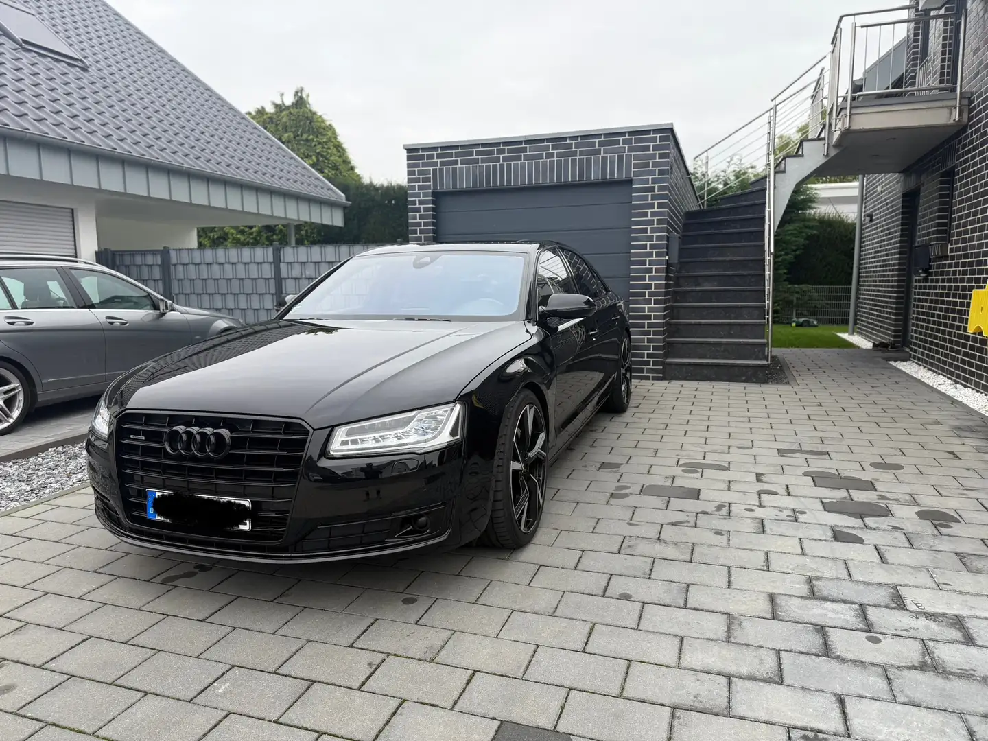Audi A8 A8 Diesel 3.0 TDI DPF quattro tiptronic Schwarz - 2