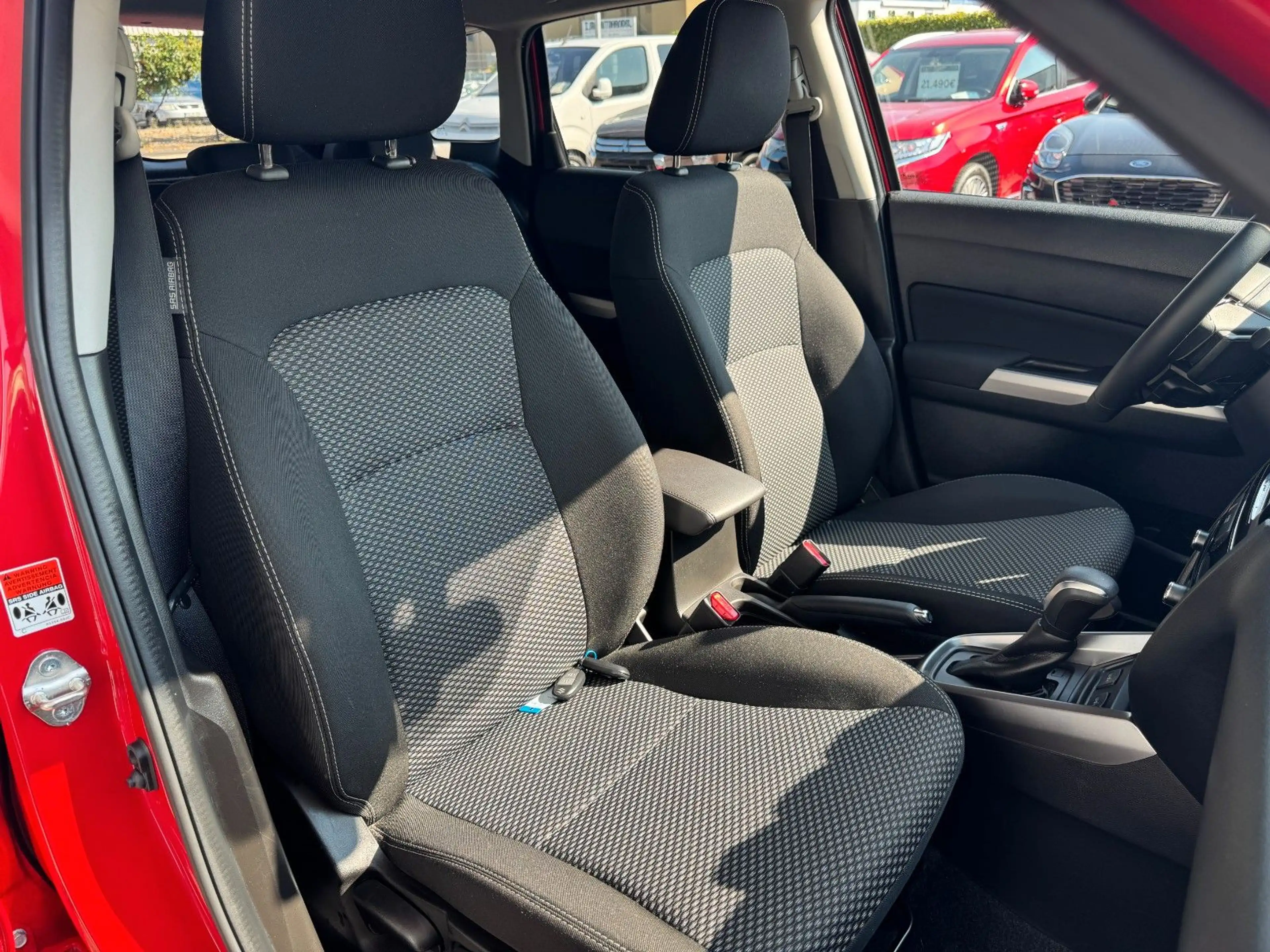 Suzuki Vitara 1.5 DUAJET Hybrid *NAVI*SITZH*LED*KAMERA* — photo 14