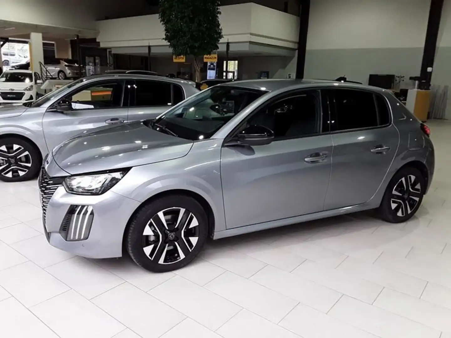 Peugeot 208 PureTech S&S Allure Grijs - 1
