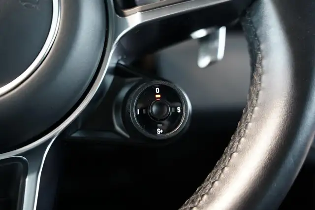 Porsche Cayenne view 7