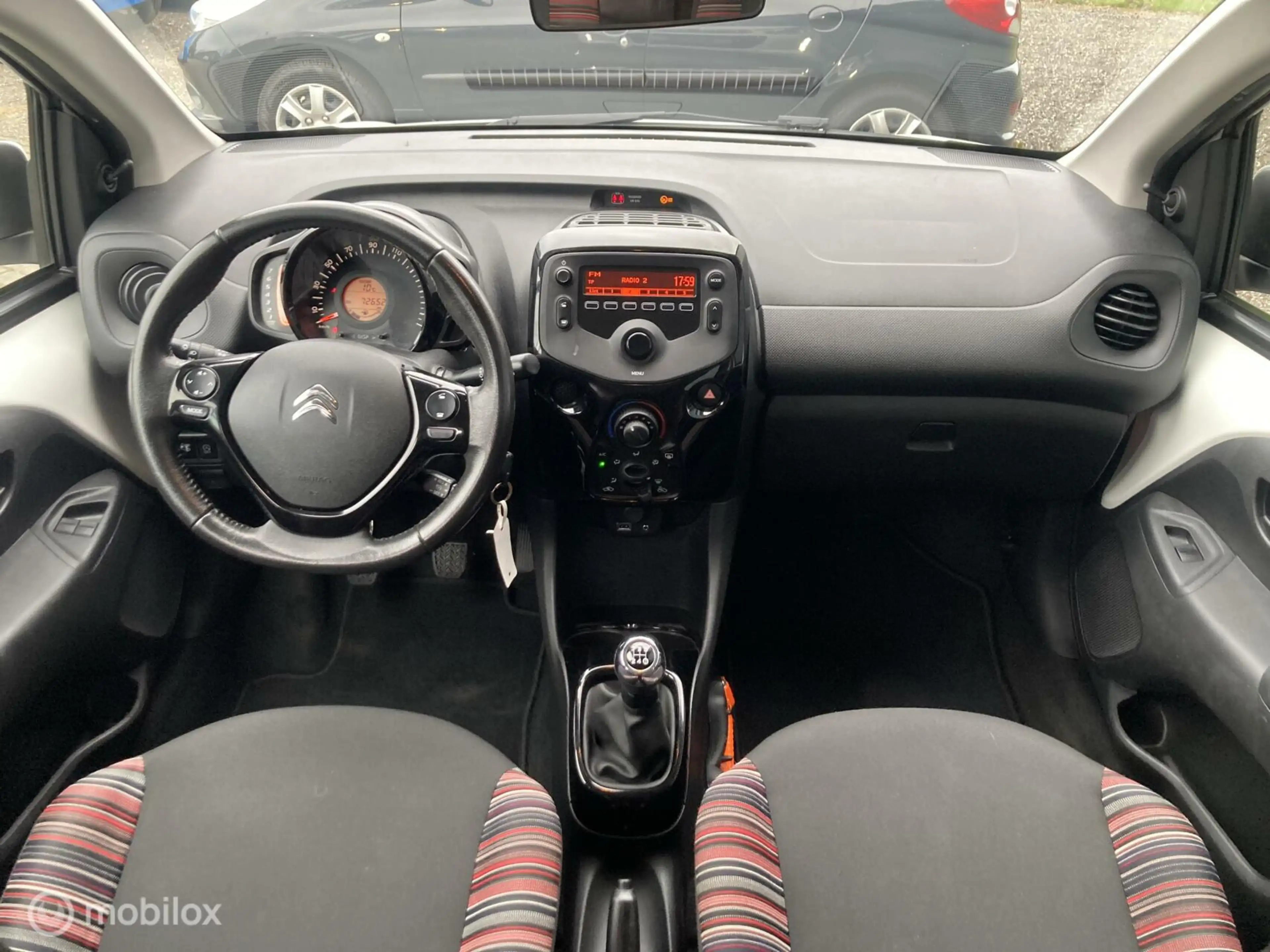 Citroen C1 1.0 VTi Feel A/C |Bluetooth| Isofix| — photo 10