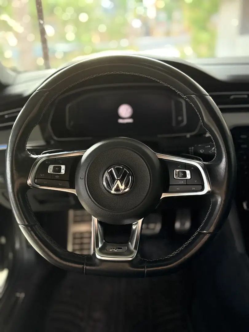 Volkswagen Arteon 2.0 TSI DSG R-Line - 1
