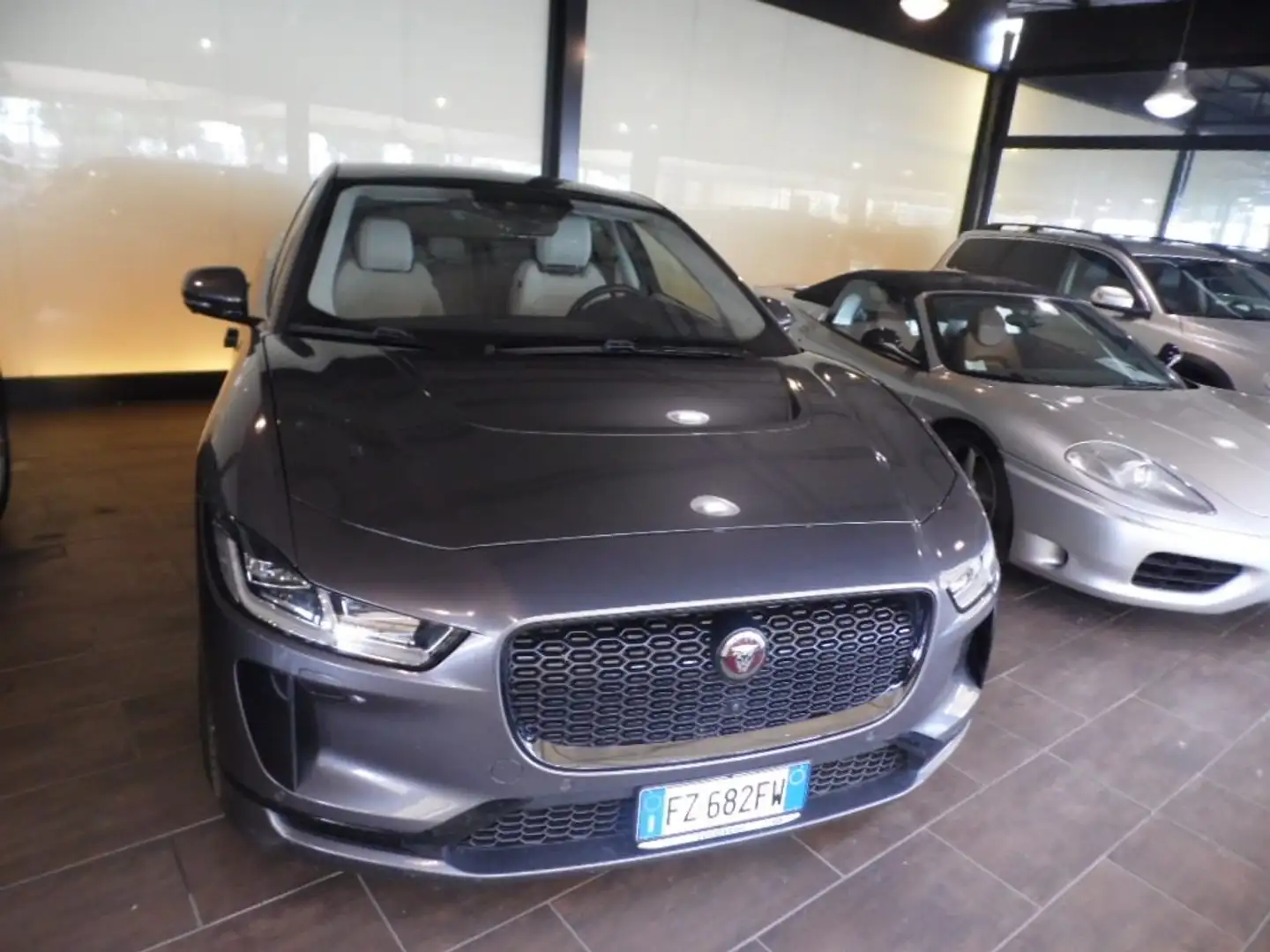 Jaguar I-Pace EV 90 kWh 400 CV Auto AWD HSE Grigio - 2
