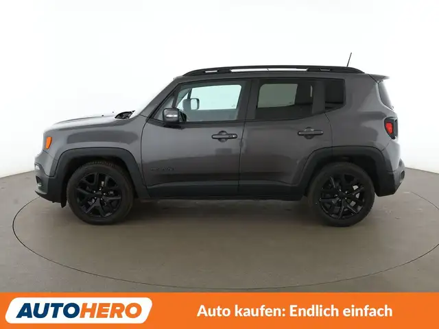Jeep Renegade view 3