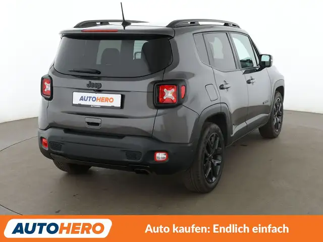 Jeep Renegade view 6