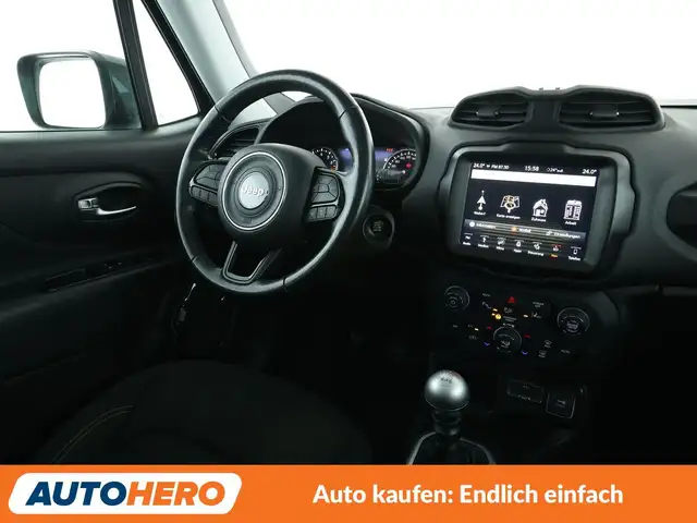 Jeep Renegade view 13