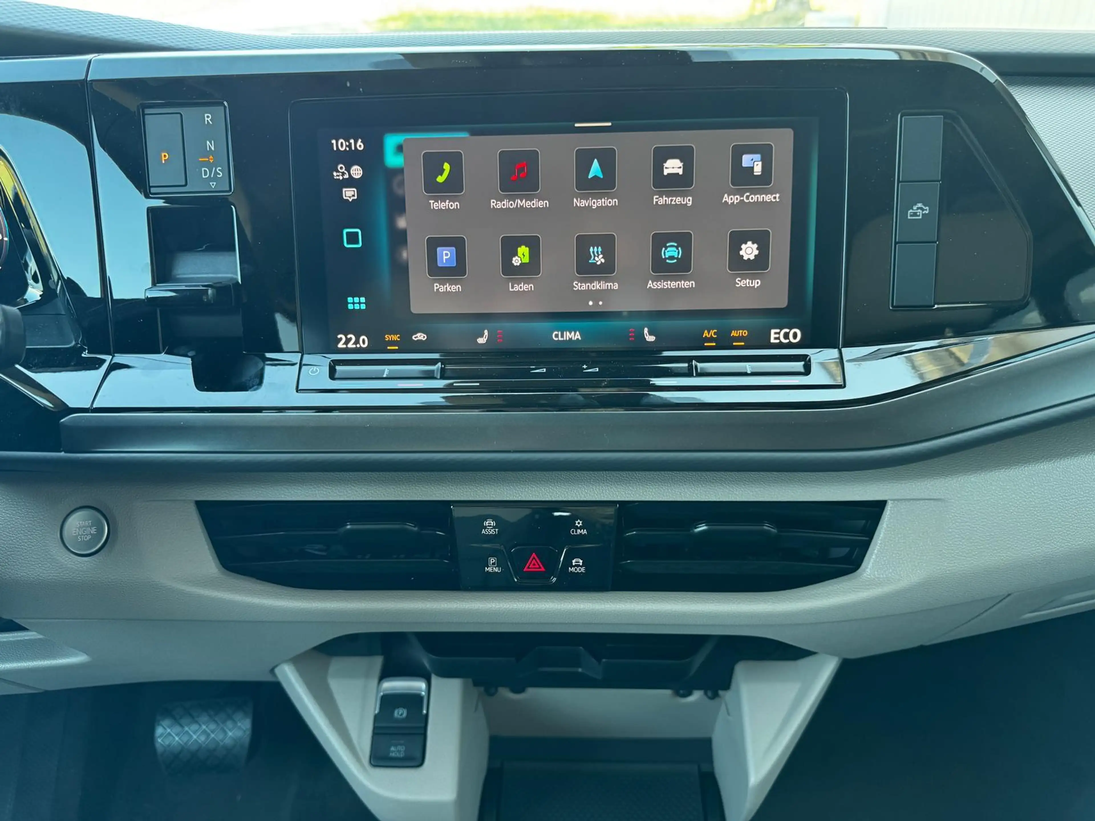 Volkswagen T7 California Beach Camper eHybrid 4MOTION 1.5 TSI 180 kW (24... — photo 7