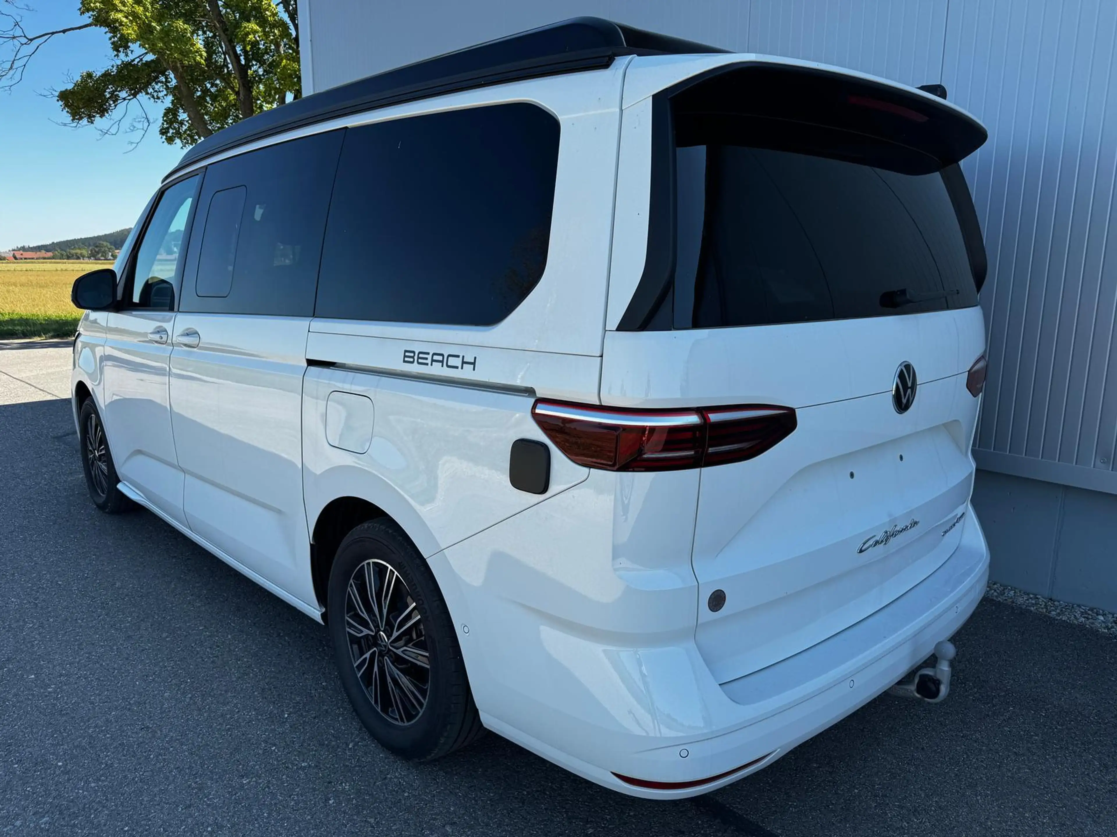 Volkswagen T7 California Beach Camper eHybrid 4MOTION 1.5 TSI 180 kW (24... — photo 3