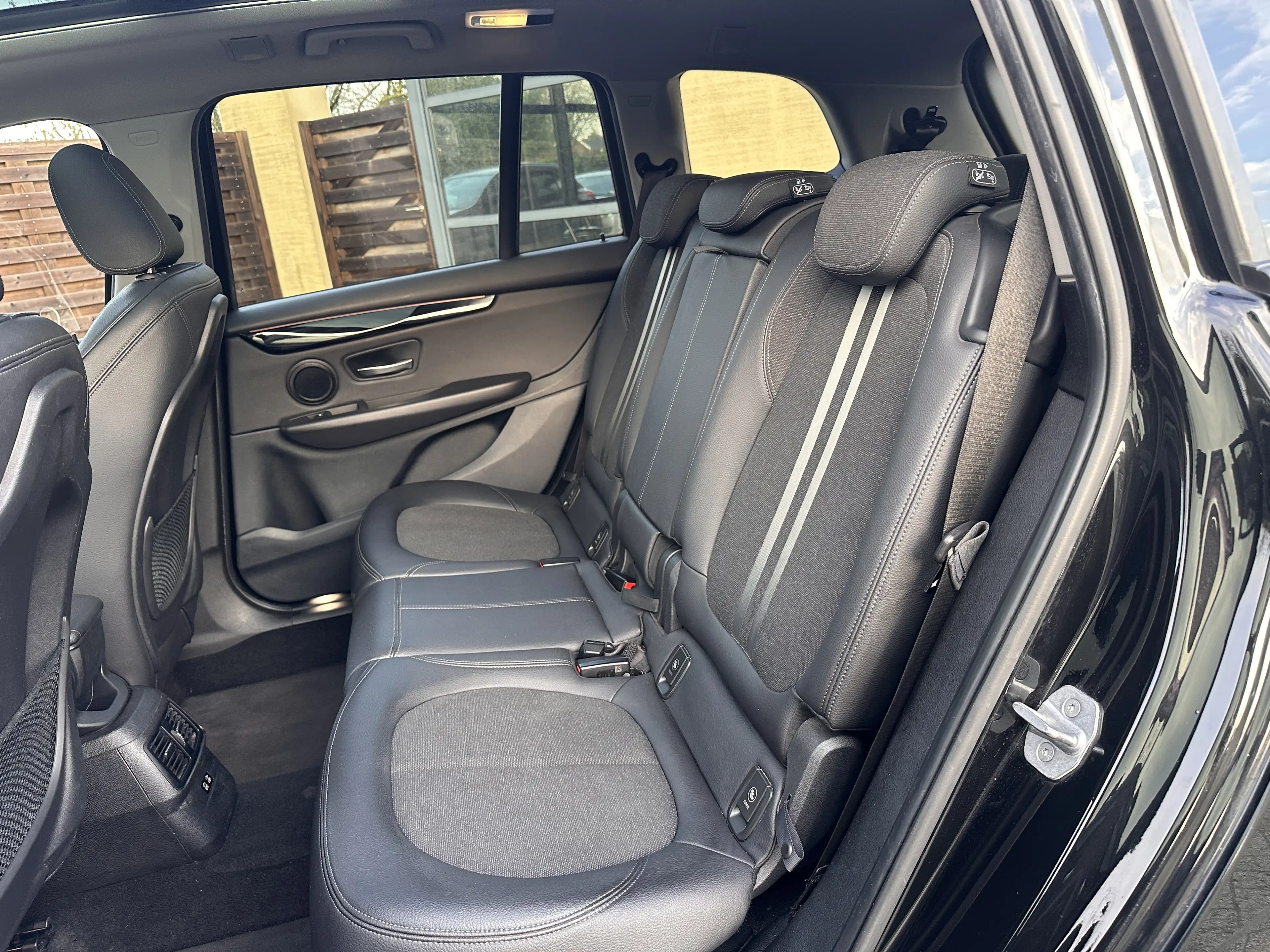 BMW 216 Gran Tourer 7pl - led -Camera - Pano - SportLine — photo 12