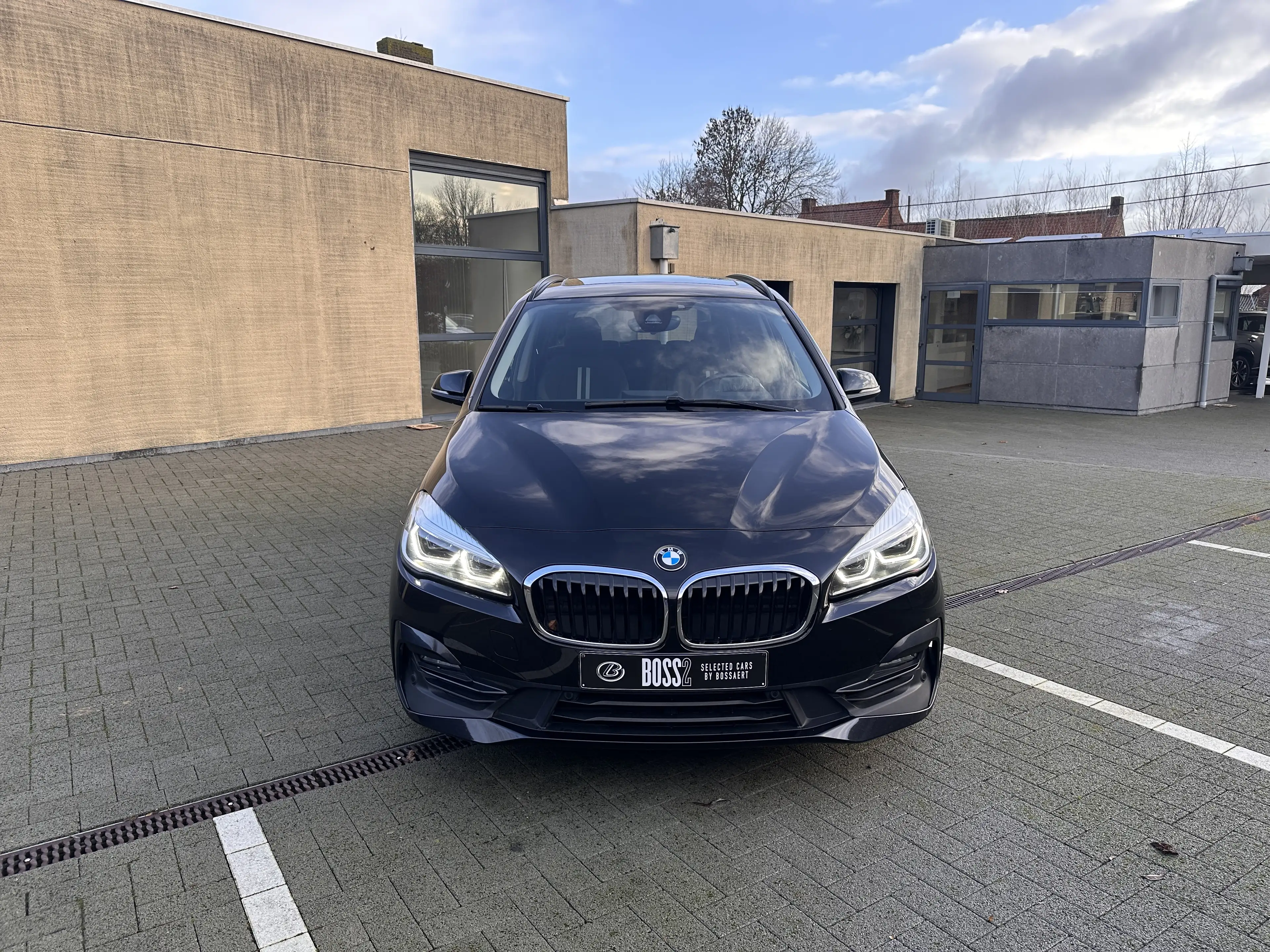 BMW 216 Gran Tourer 7pl - led -Camera - Pano - SportLine — photo 2
