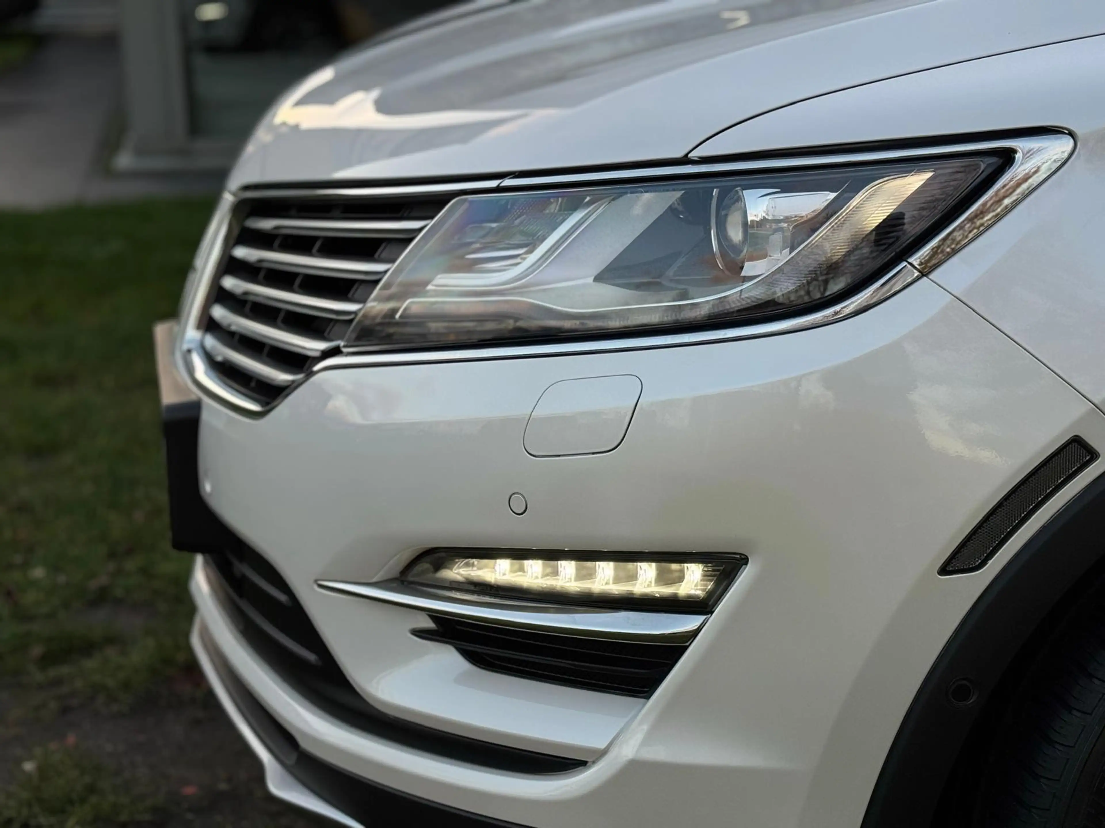 Lincoln MKC 2.0T EcoBoost Reserve Final Edition — photo 3