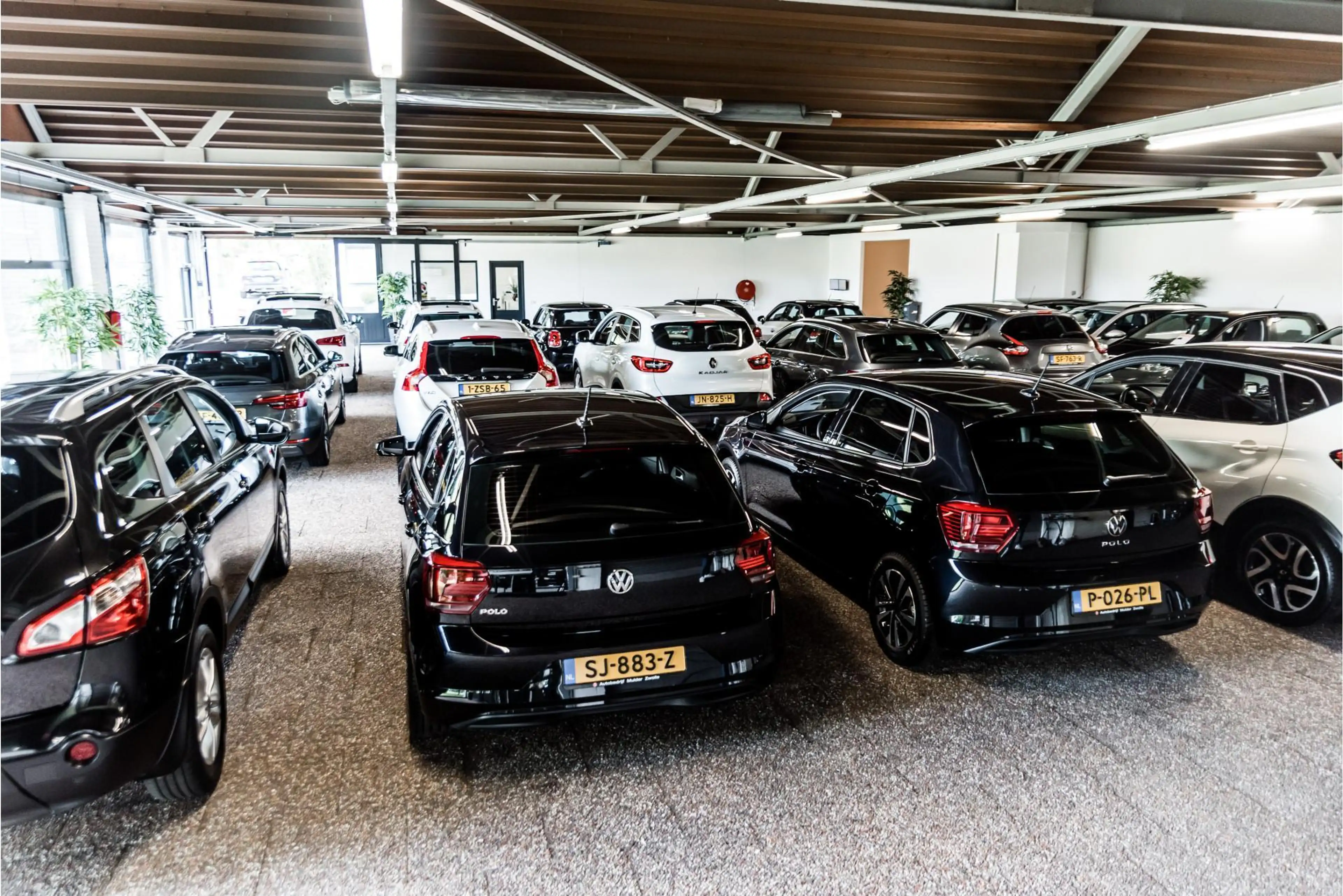 Volkswagen Polo 1.0 TSI Highline | Pano | Beats | Clima | Camera | — photo 38