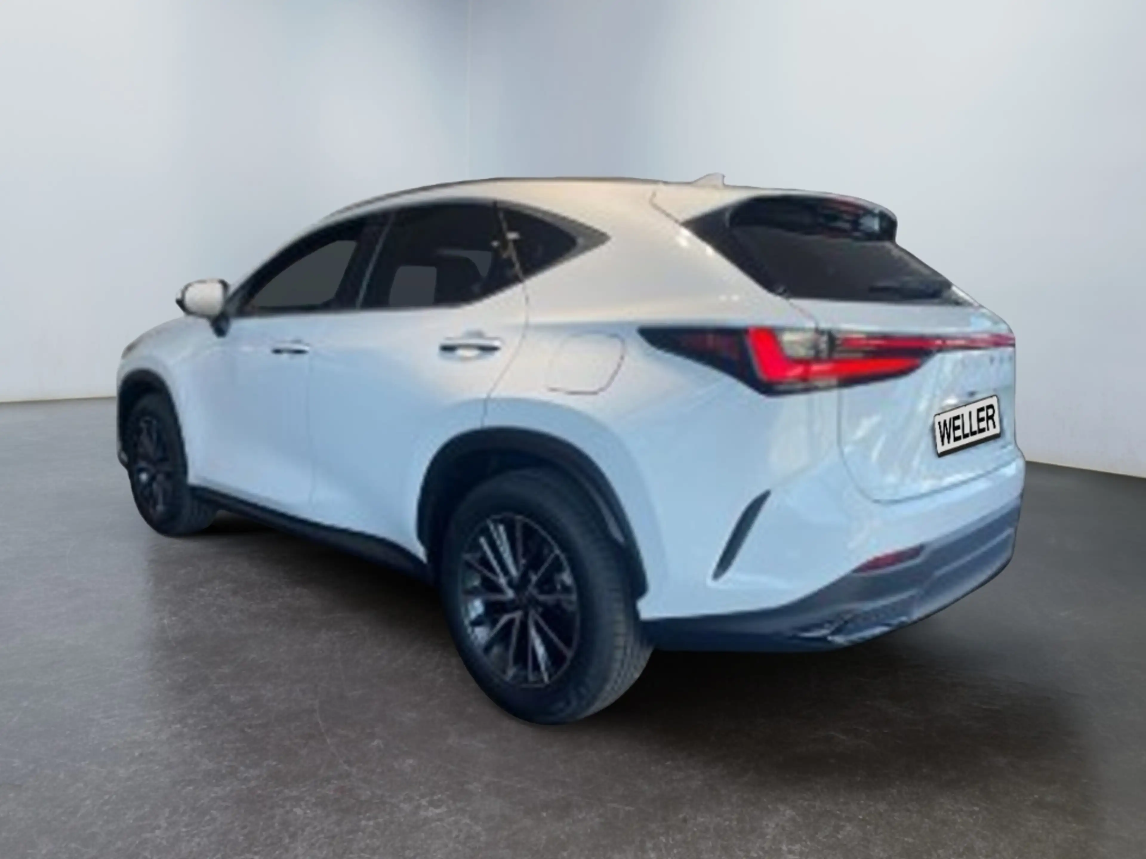 Lexus NX 450h+ NX450+ 2,5l Plug-in Executiv — photo 3