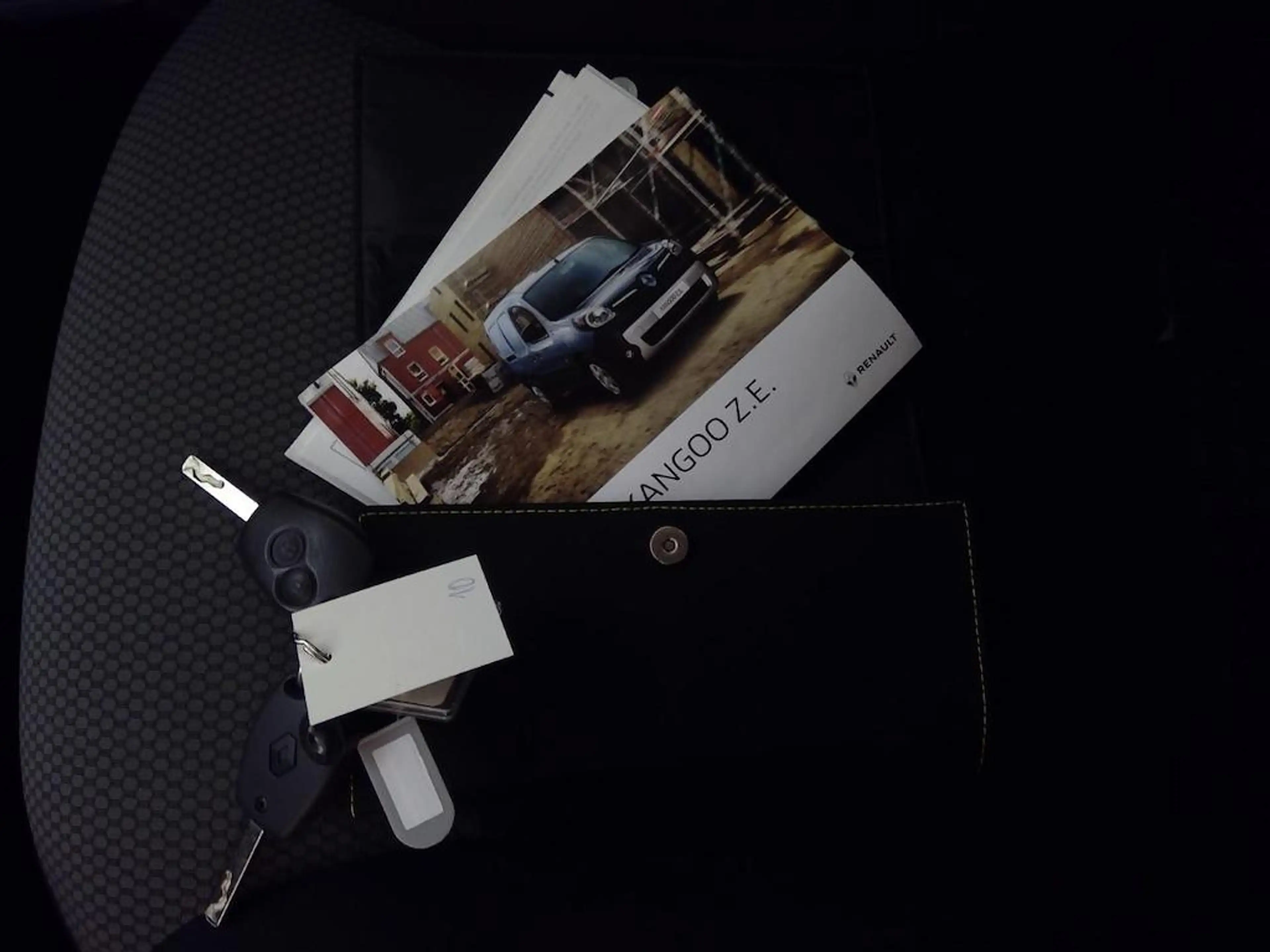Renault Kangoo Z.E. Maxi Airco | Parkeer sensoren + camera | Navigatie — photo 10