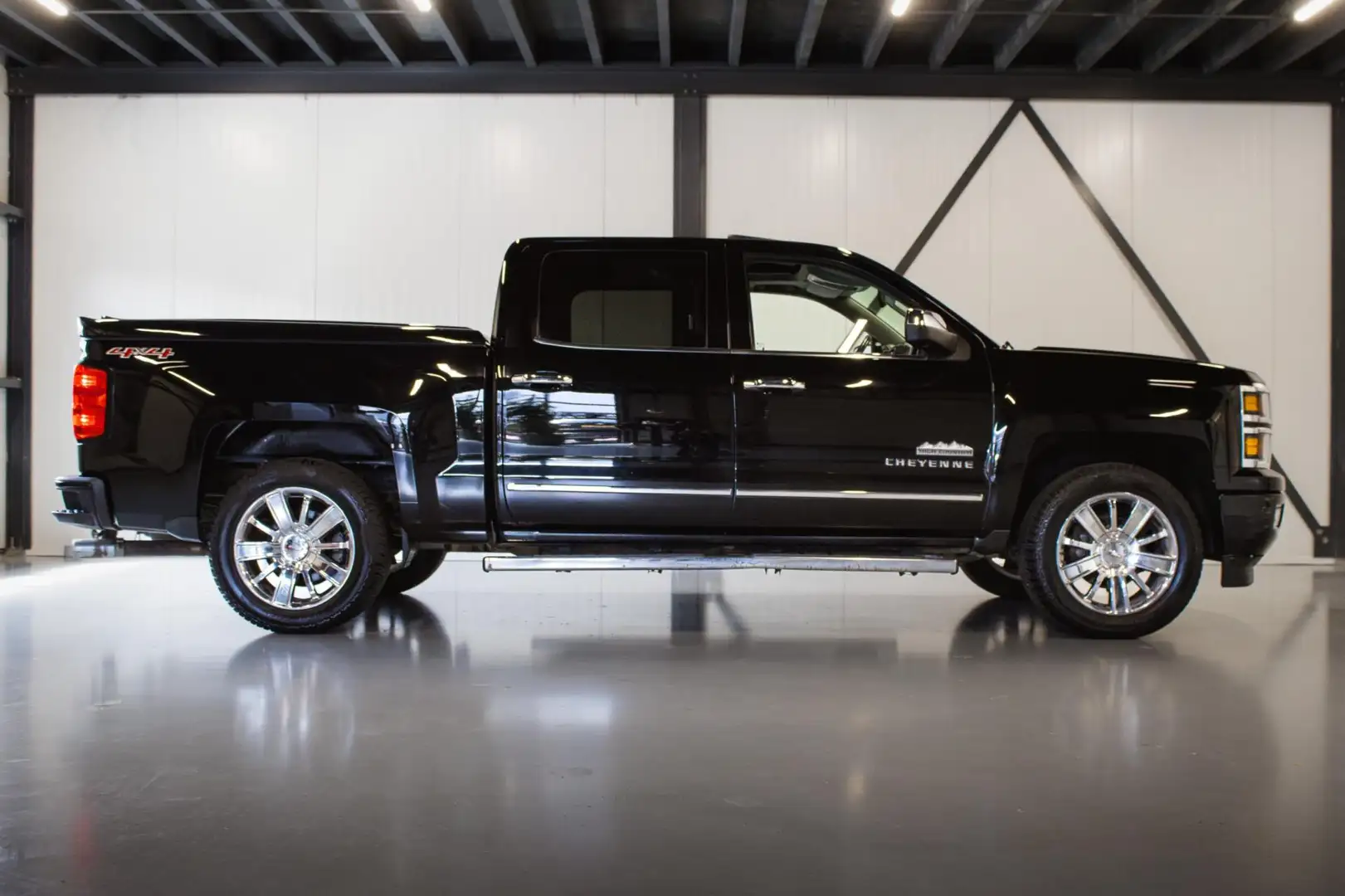 Chevrolet Silverado CHEYENNE 4X4 Pick Up | BOMVOL | 20" | PRINS LPG Negro - 2