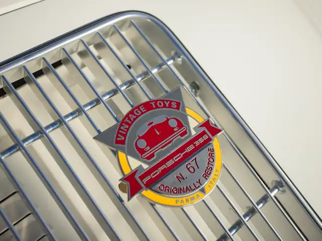 Porsche 356 view 15