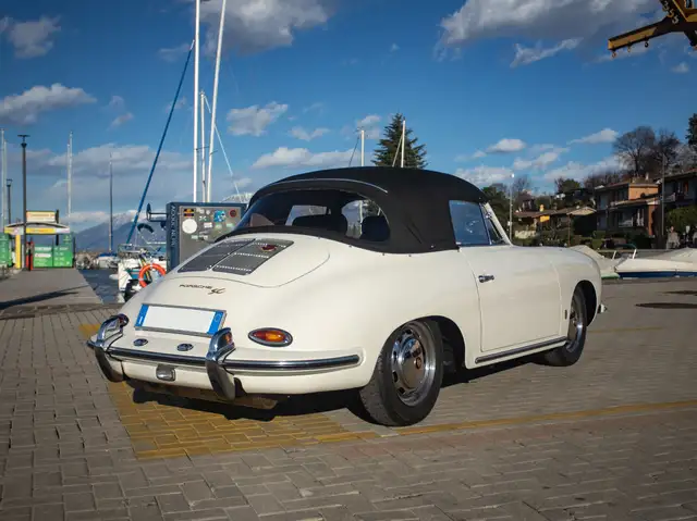 Porsche 356 view 5