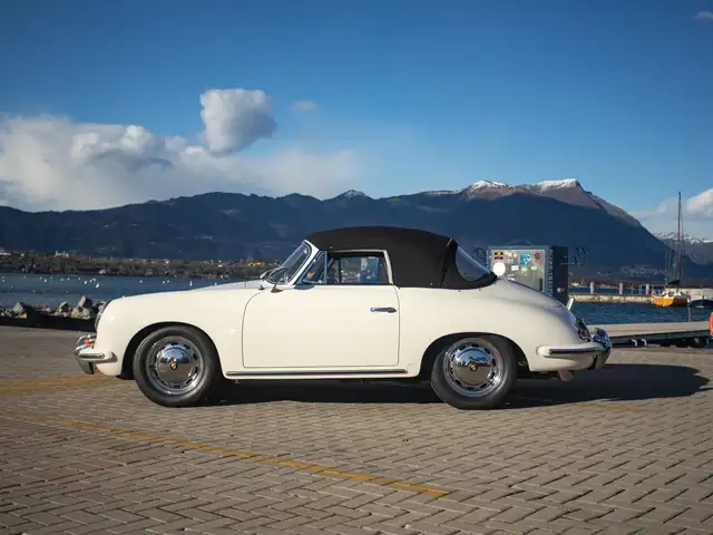 Porsche 356 view 8