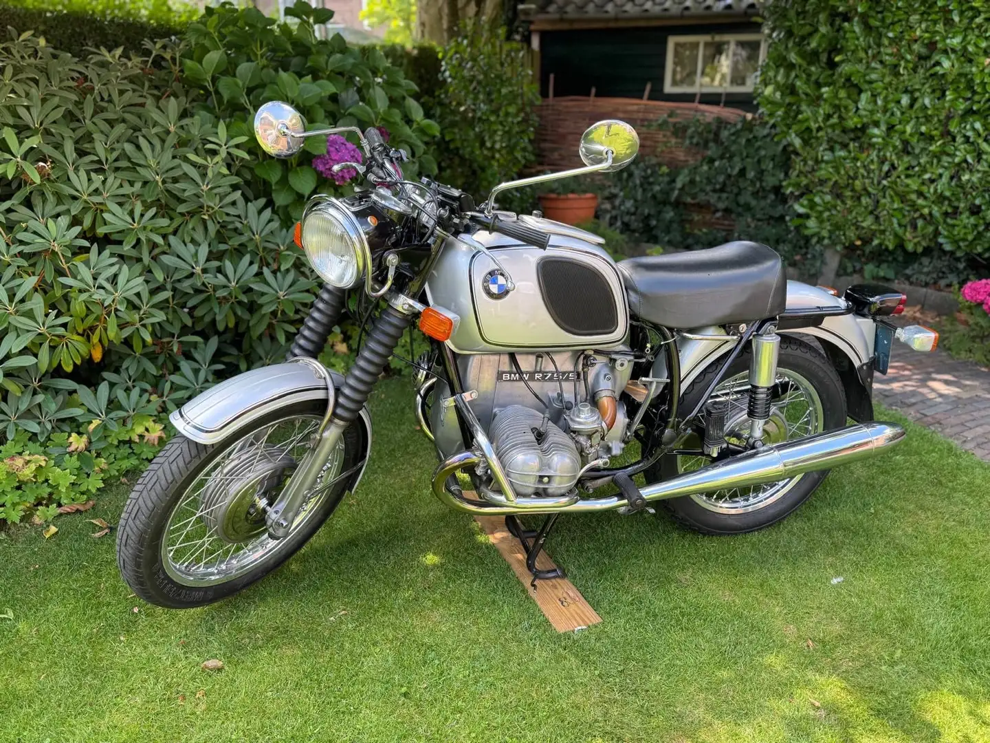 BMW R 75/5 classic Срібний - 1