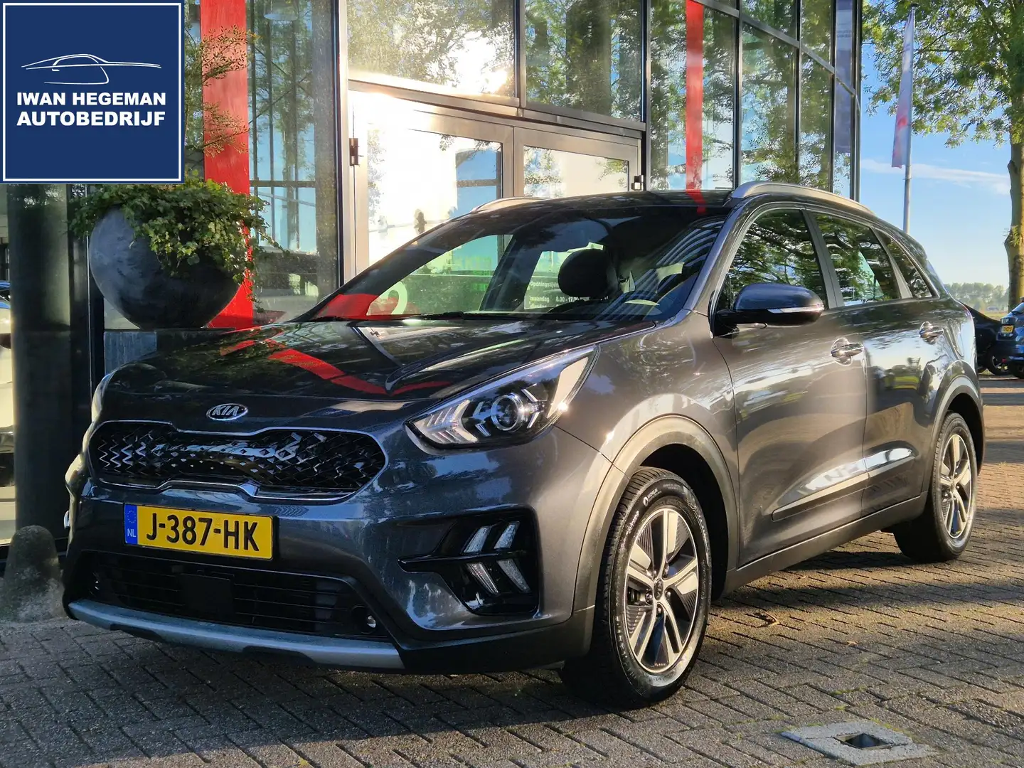 Kia Niro 1.6 GDi Hybrid DynamicLine | Navigatie | Trekhaak Gris - 1