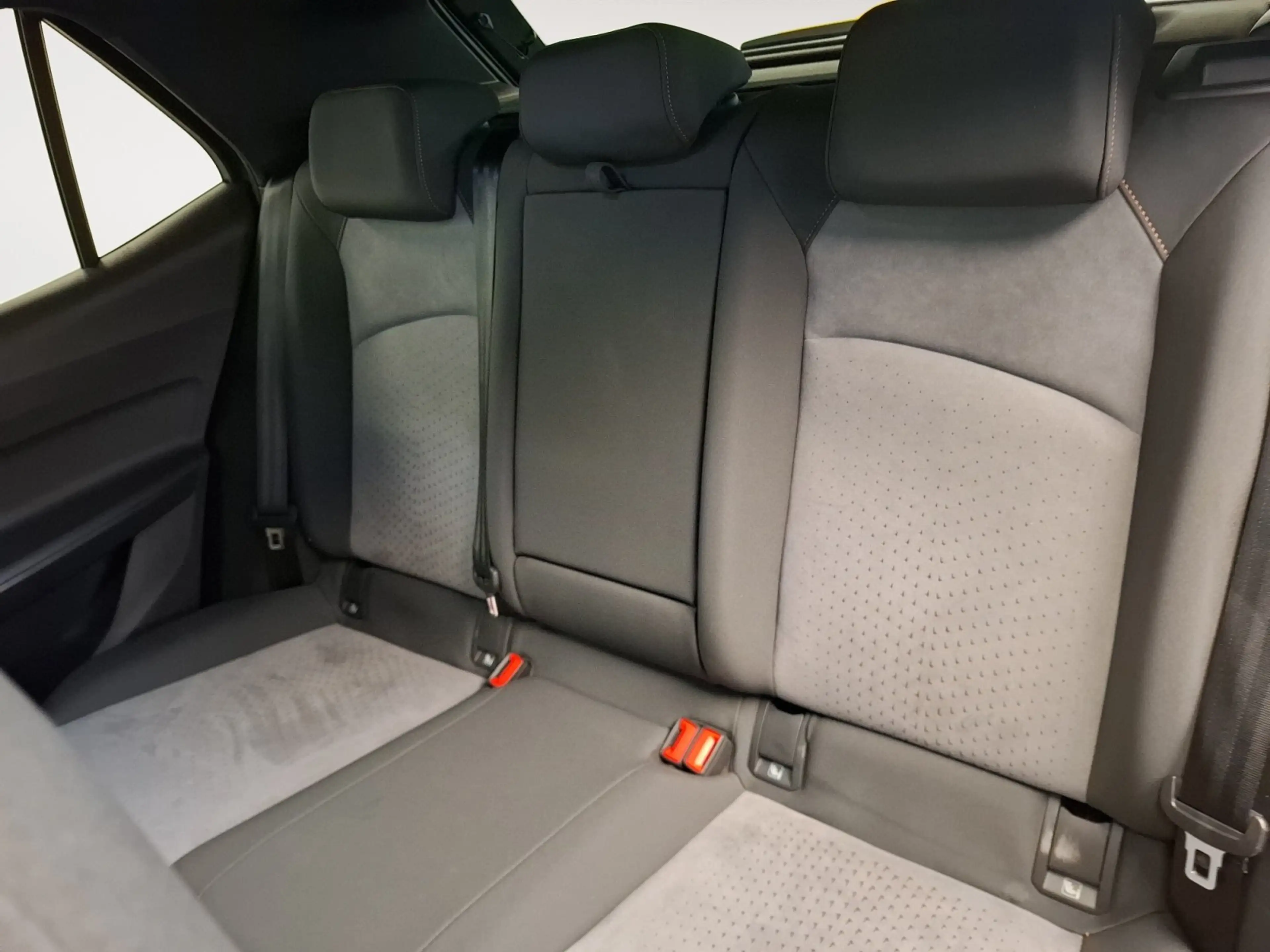 CUPRA Born 150 kW 360 ACC Beats SHZ Navi — photo 8