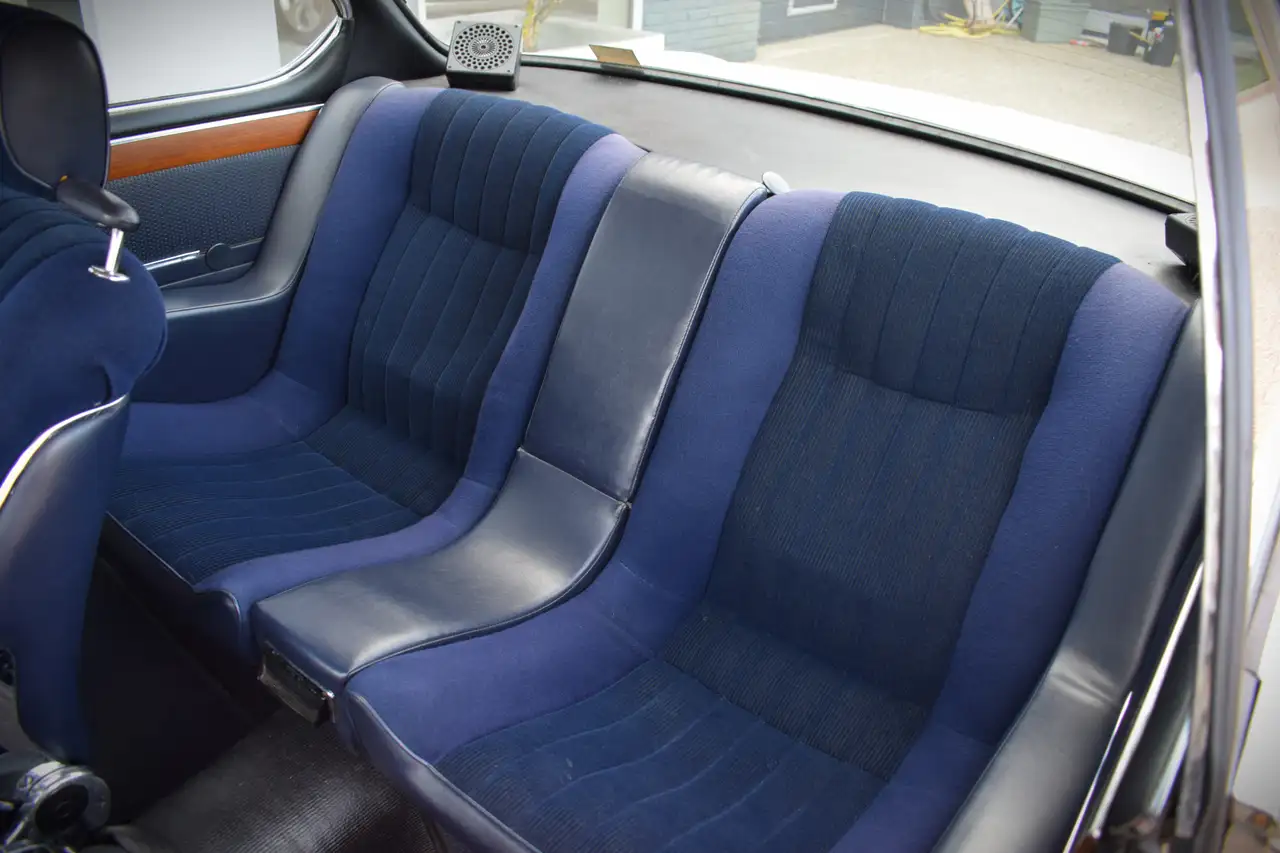 BMW 2800 CS 2.8 6 cilinder | Belastingvrij | APK-vrij, foto 5