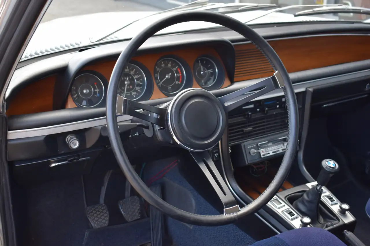 BMW 2800 CS 2.8 6 cilinder | Belastingvrij | APK-vrij, foto 10