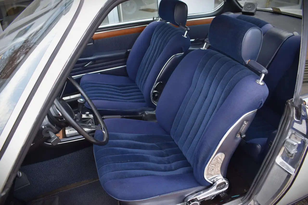 BMW 2800 CS 2.8 6 cilinder | Belastingvrij | APK-vrij, foto 4
