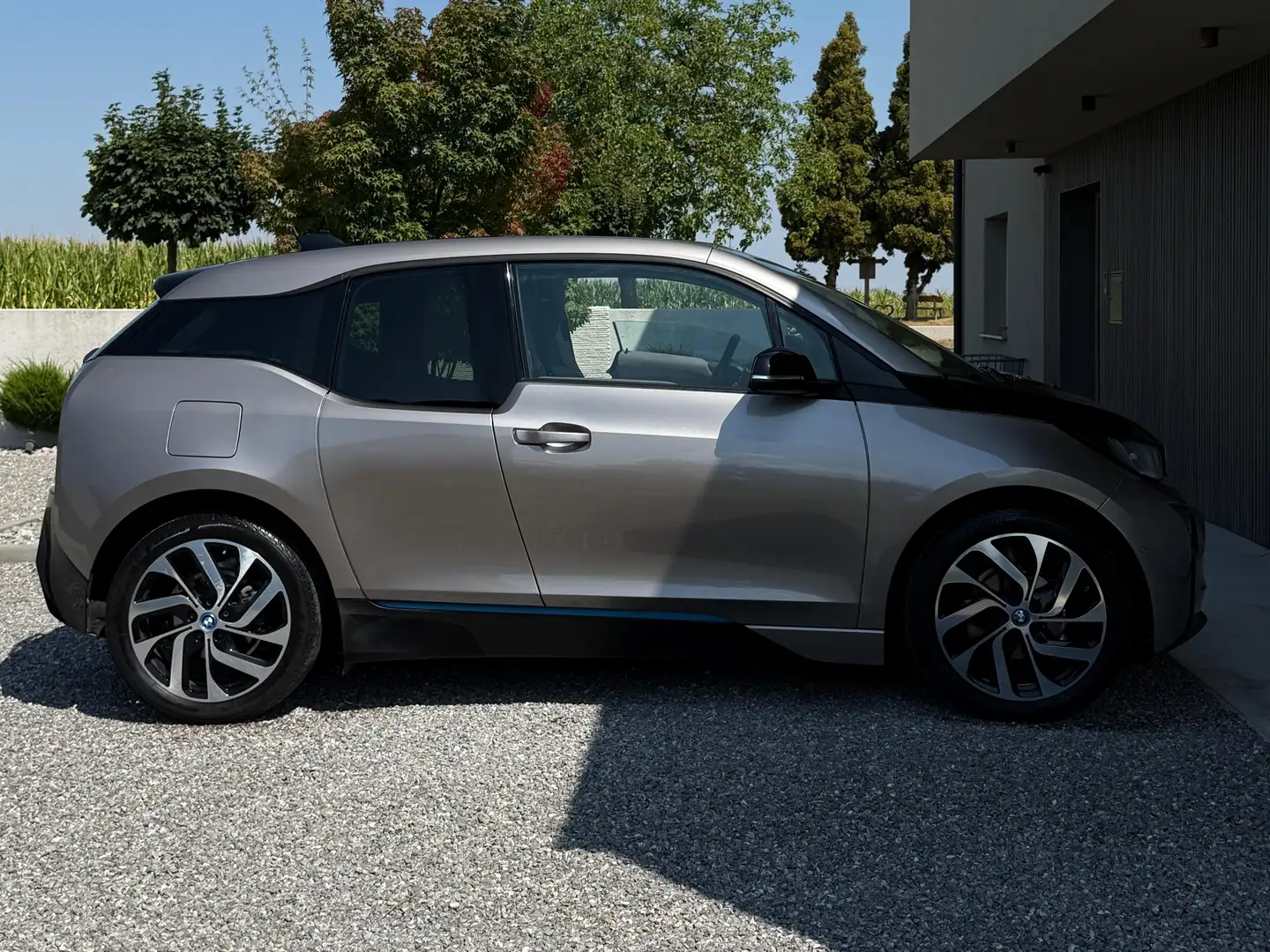 BMW i3 20kw Beige - 1