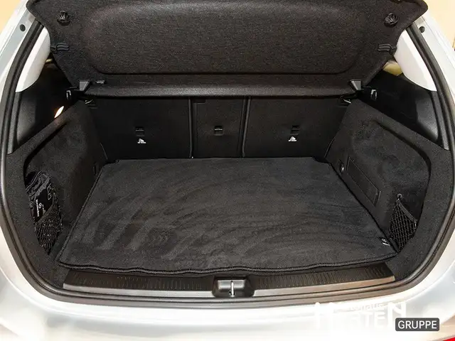 Mercedes-Benz B-Class view 15