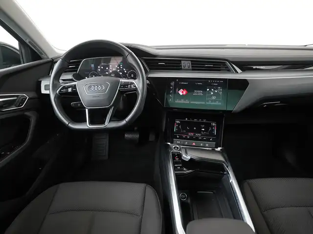 Audi E-Tron view 6