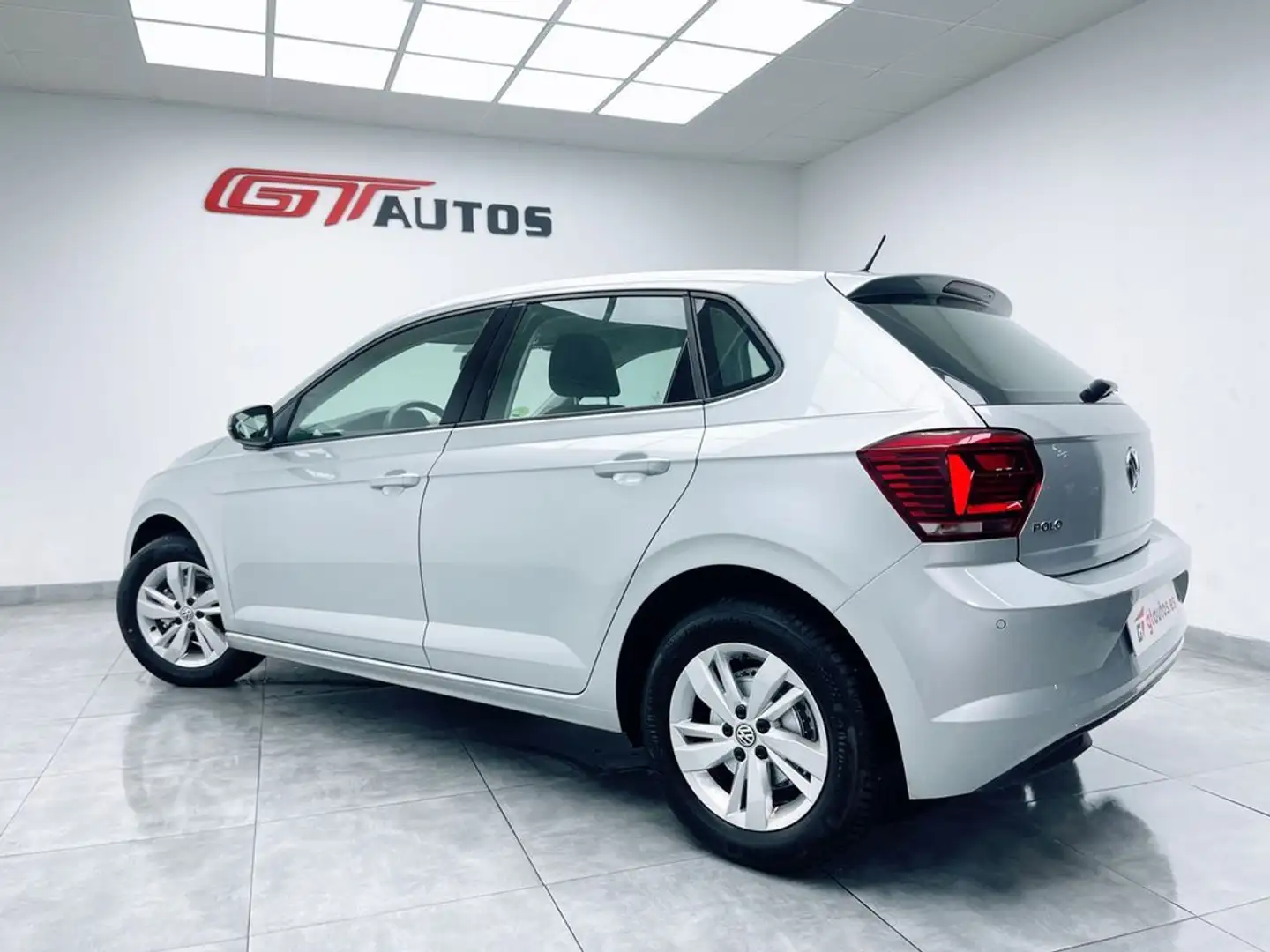 Volkswagen Polo - Desde 237 €/mes Geel - 1