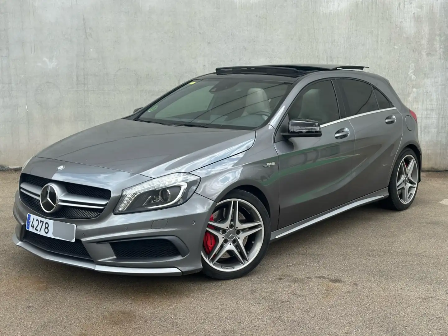 Mercedes-Benz A 45 AMG 4Matic 7G-DCT Gris - 1