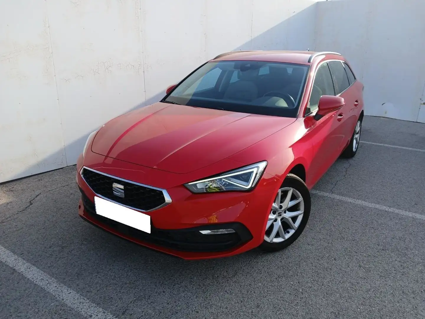 SEAT Leon ST 2.0TDI CR S&S Style XS DSG-7 150 Rojo - 2