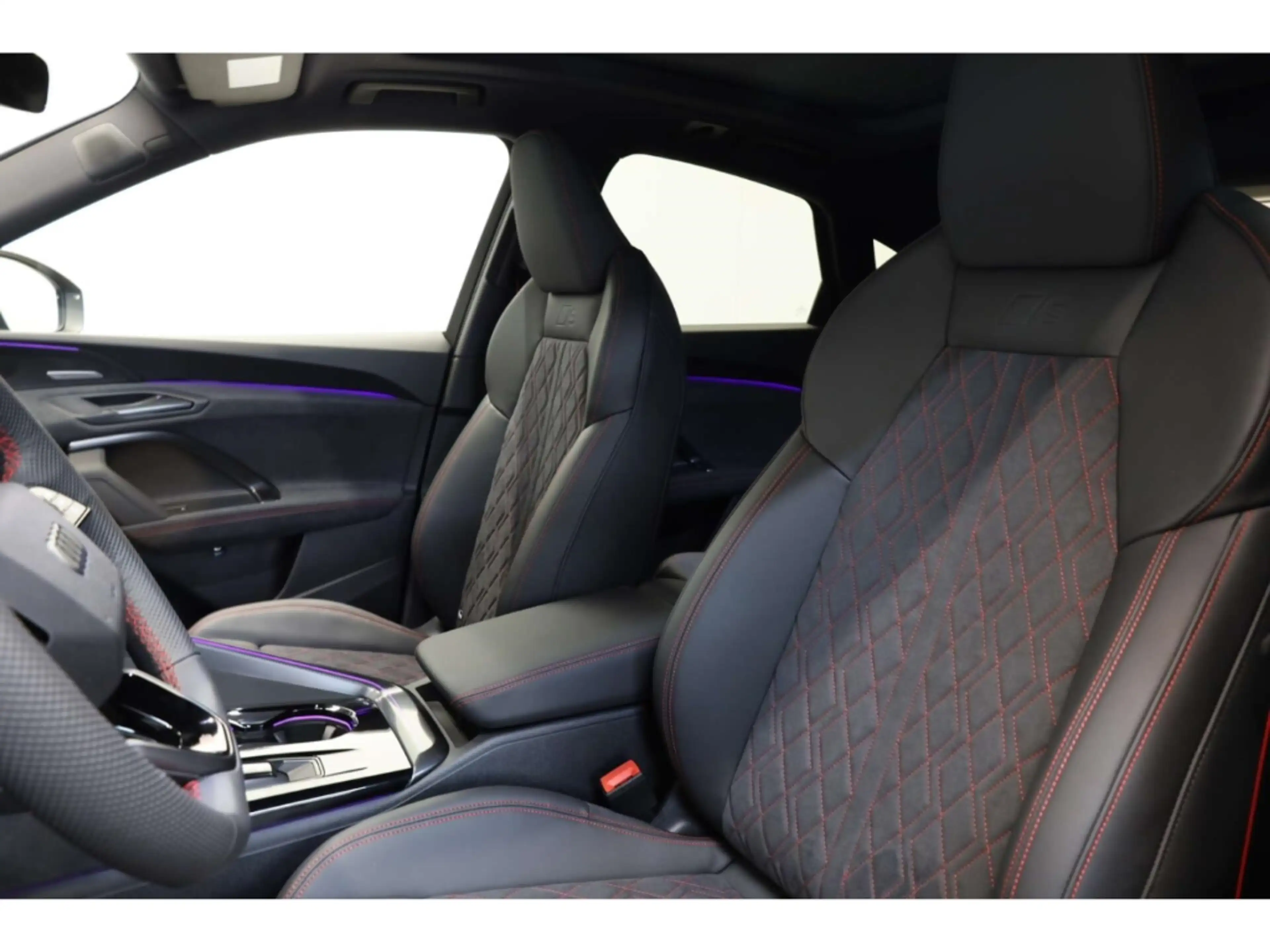 Audi SQ5 Sportback TFSI quattro — photo 10
