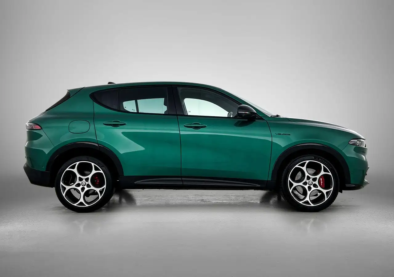 Alfa Romeo Tonale 2025 — фото 9