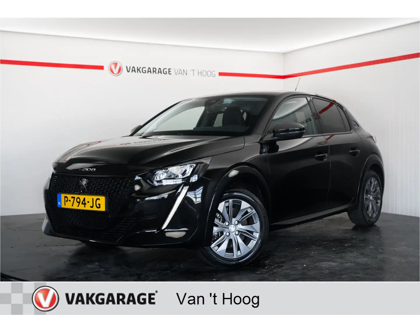 Peugeot e-208 EV Allure Pack 50 kWh Zwart - 1