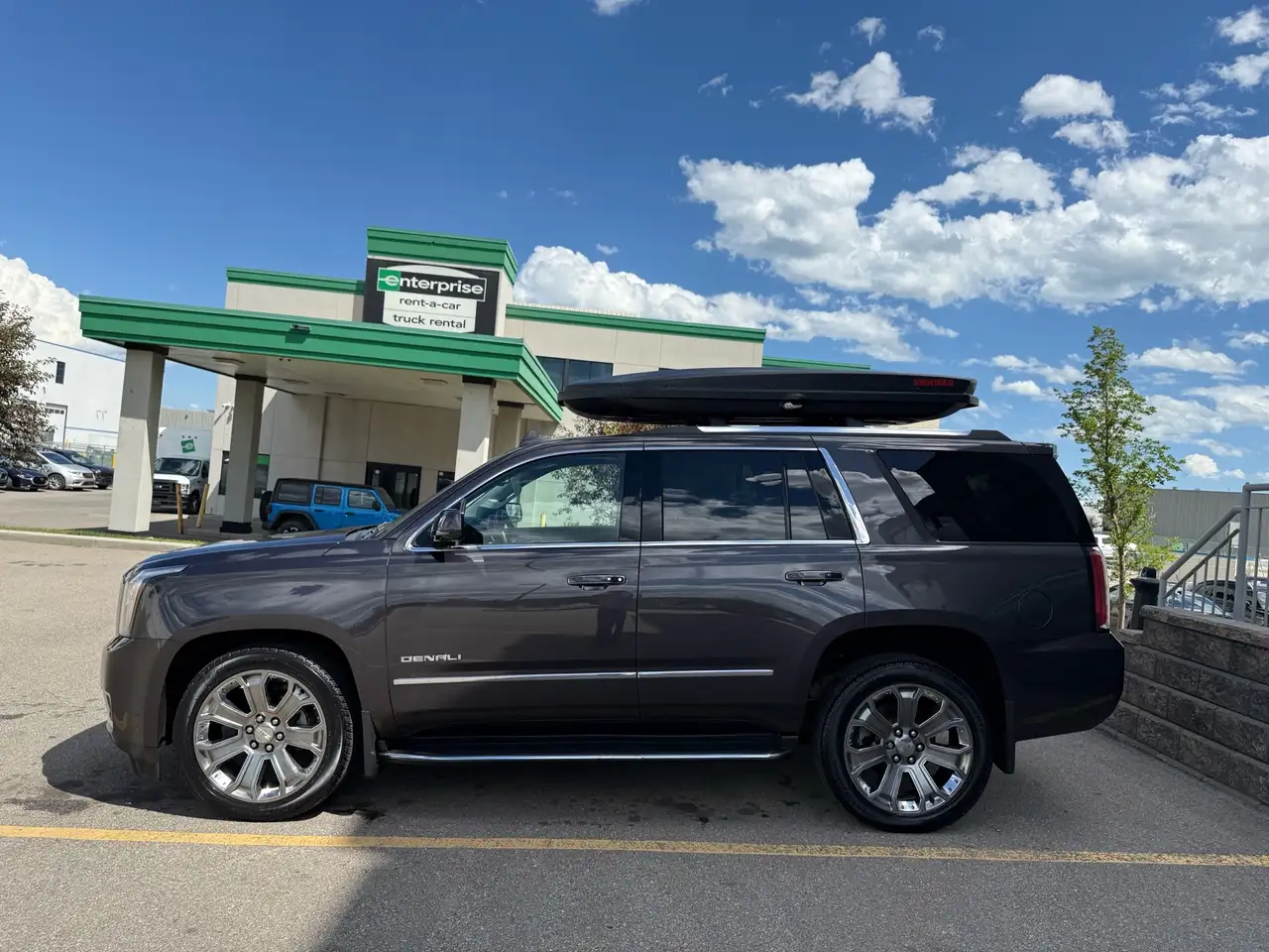 GMC Yukon photo GMC Yukon