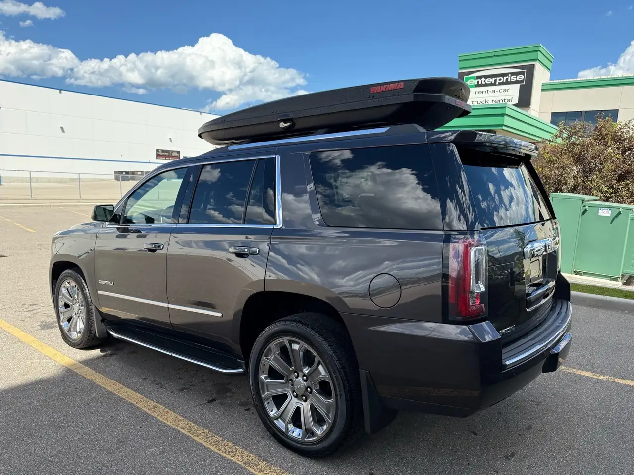 GMC Yukon photo GMC Yukon
