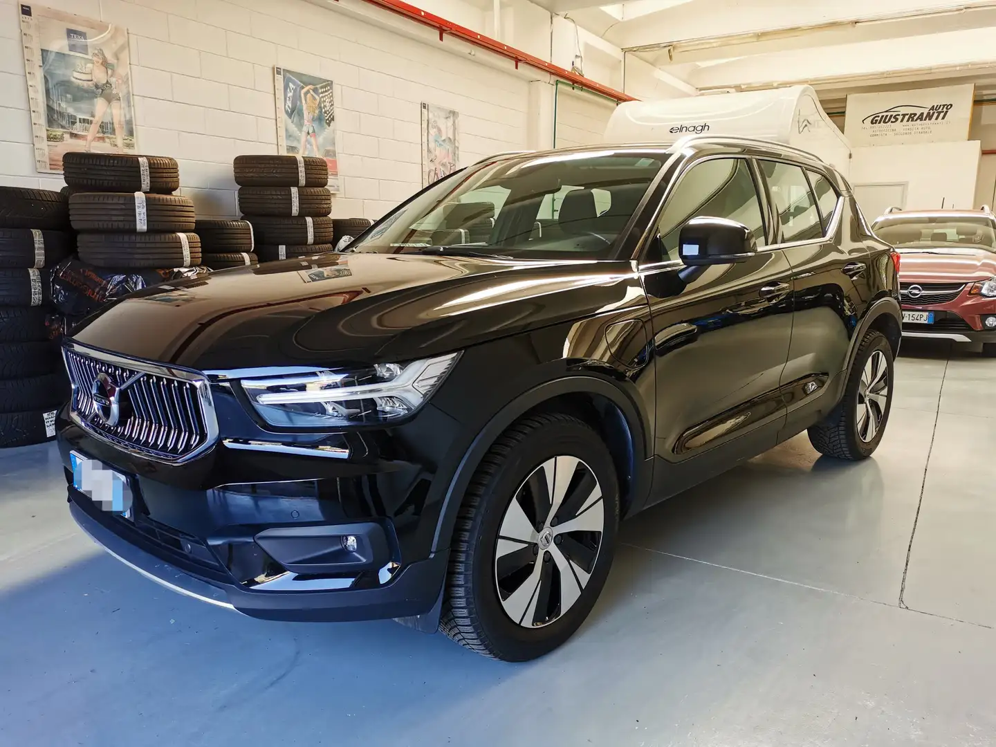 Volvo XC40 XC40 1.5 t4 phev Inscription Expression auto my21 Schwarz - 1