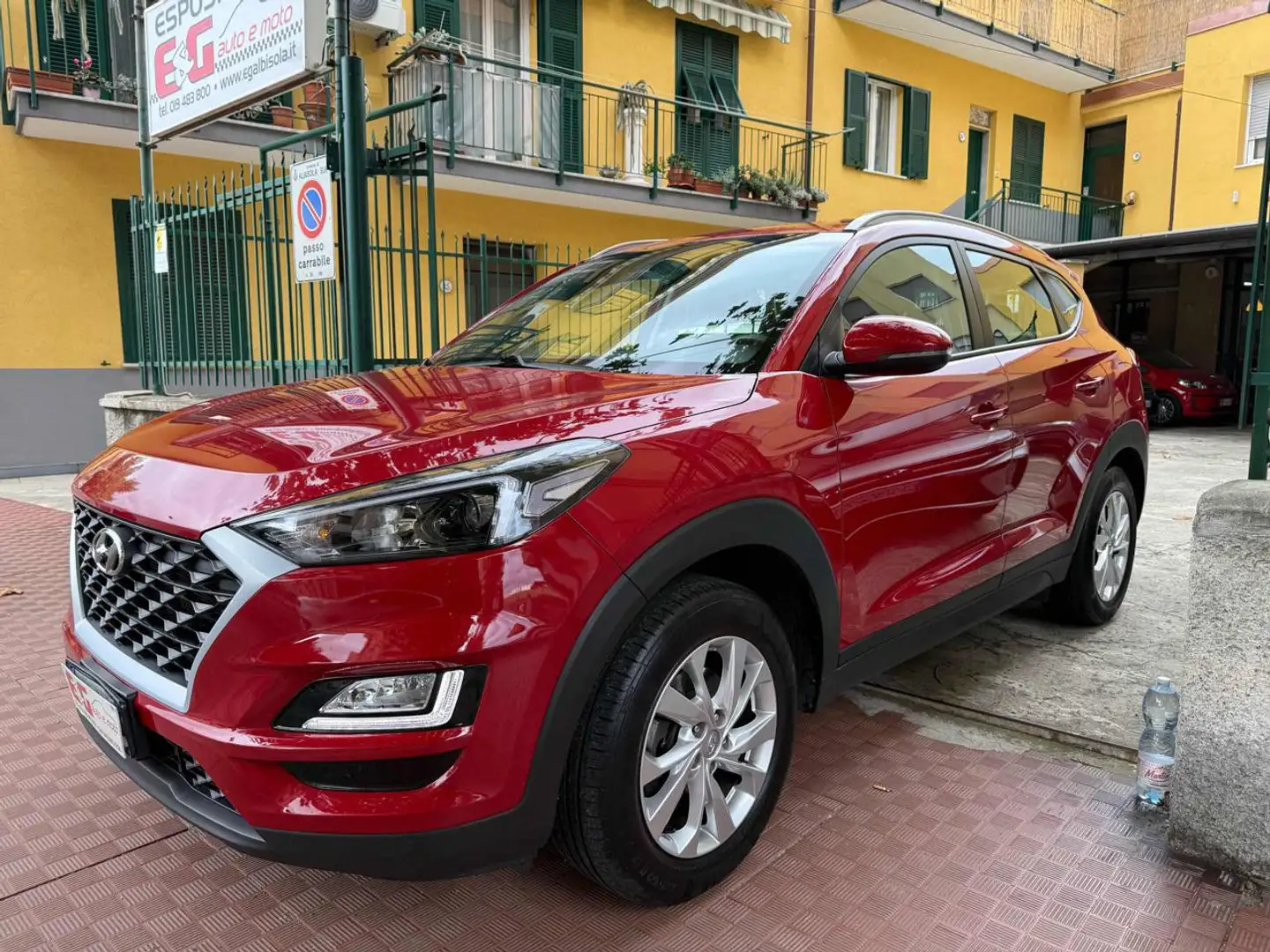 Hyundai TUCSON 1.6 CRDi XPrime Rouge - 2