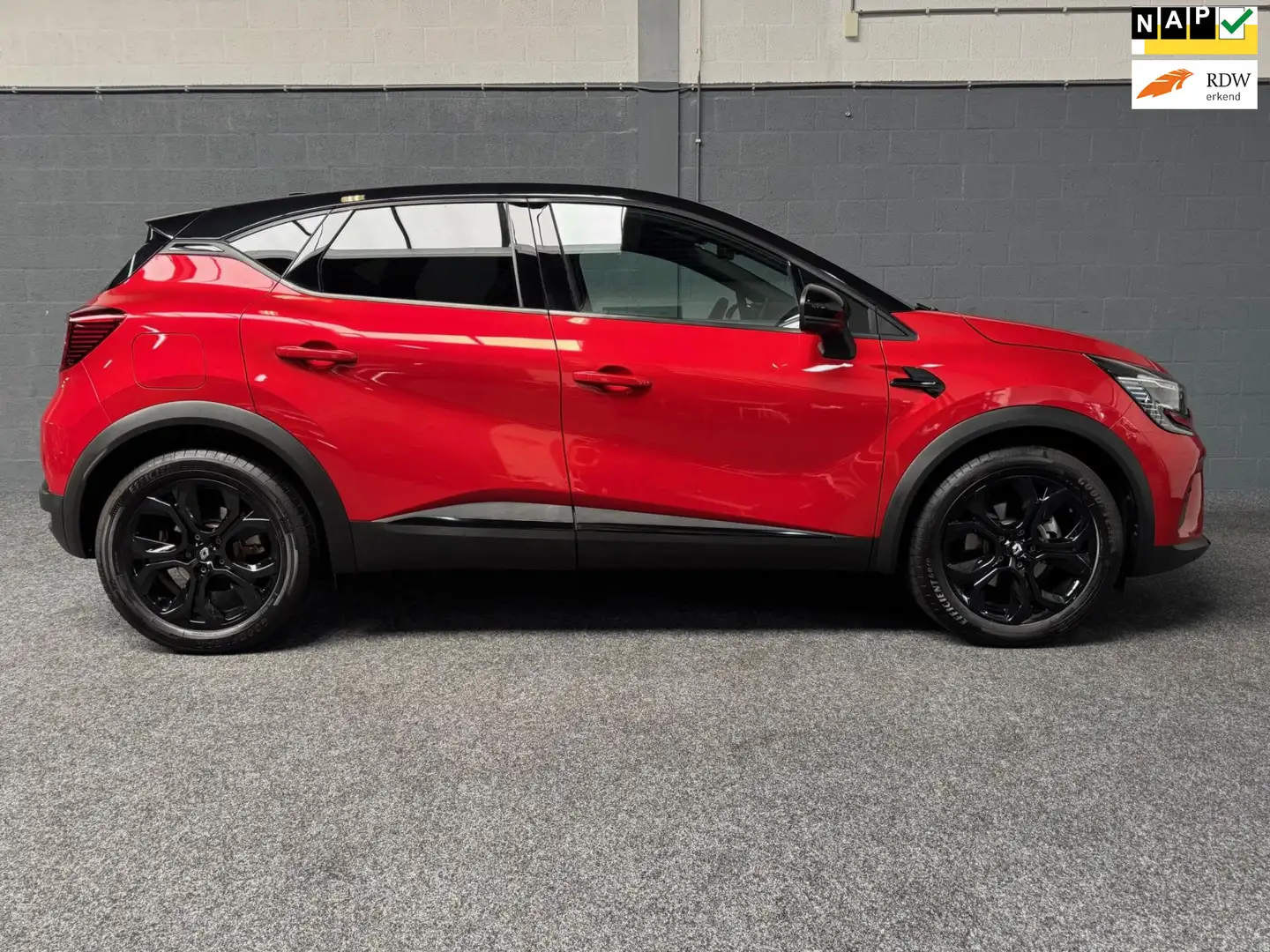 Renault Captur 1.6 E-Tech Plug-in Hybrid 160 Rive Gauche Rouge - 1