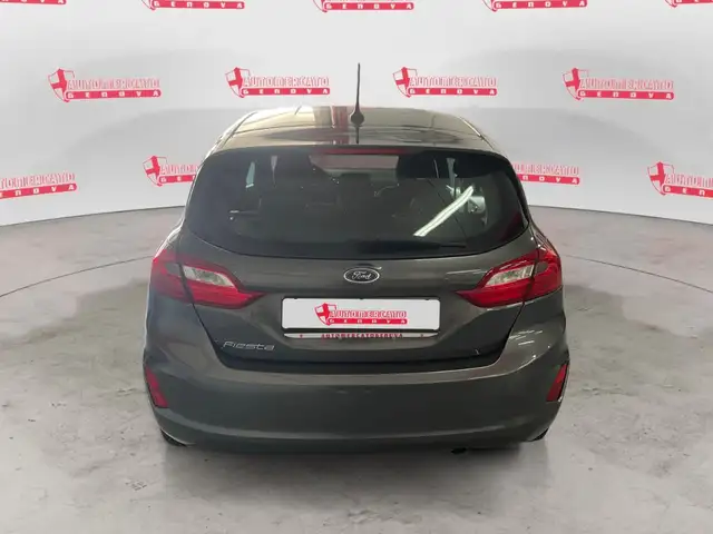 Ford Fiesta view 4