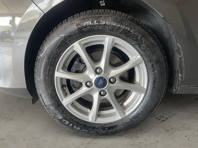 Ford Fiesta view 9