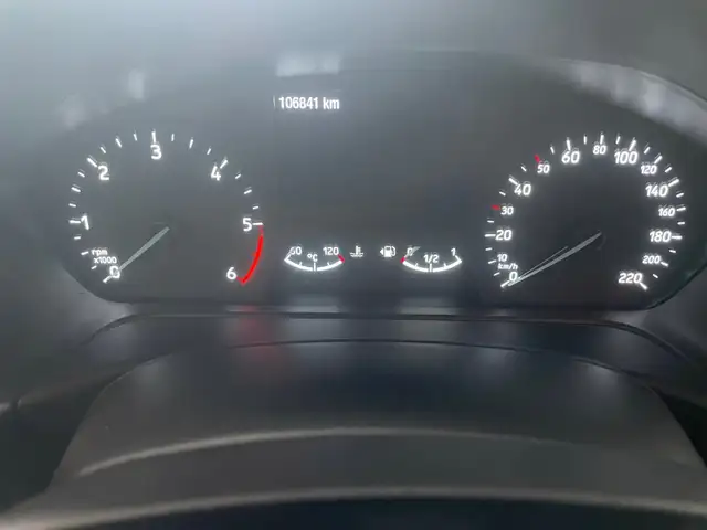 Ford Fiesta view 14