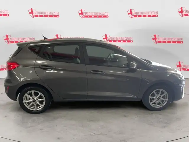 Ford Fiesta view 6