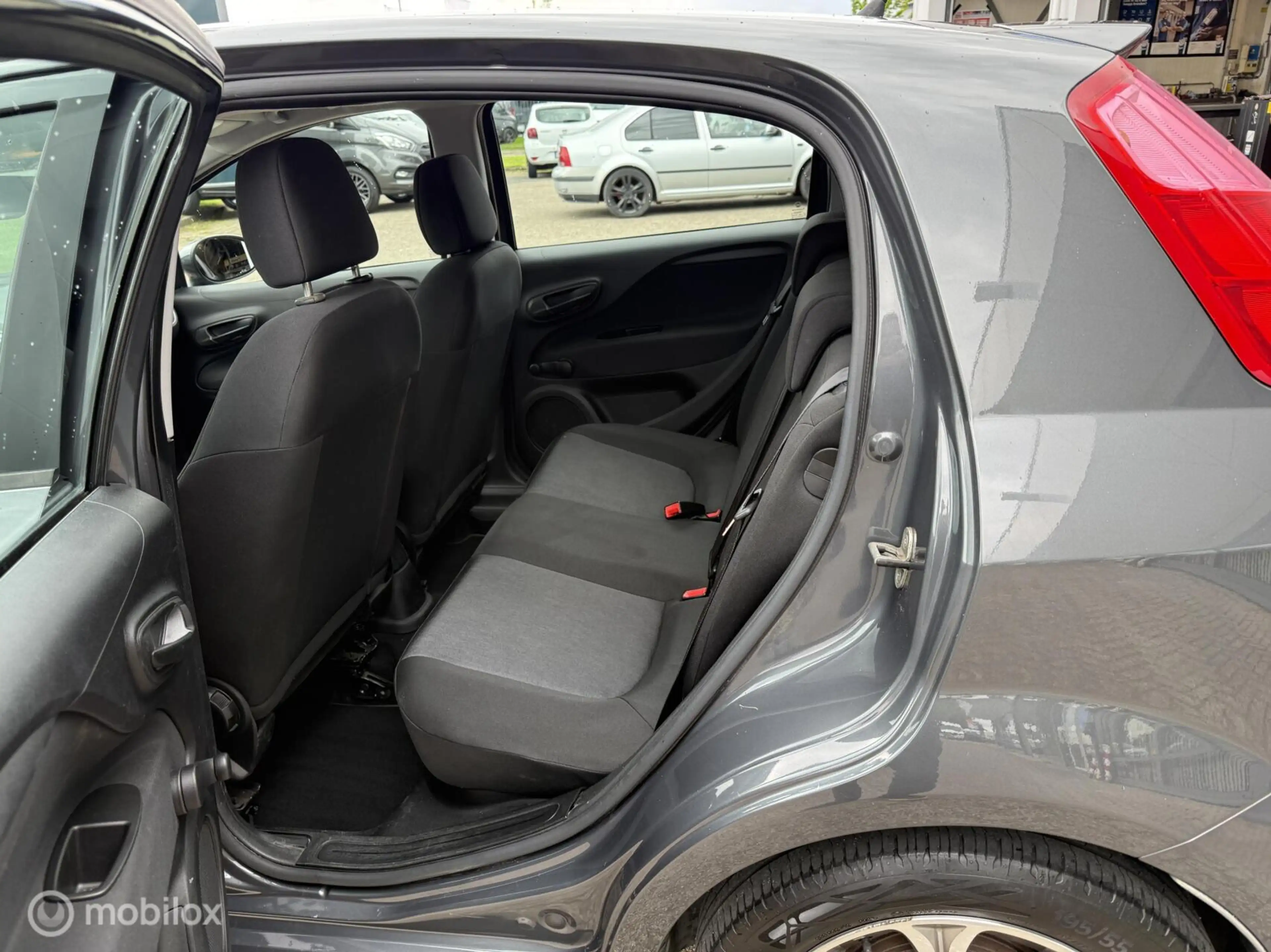 Fiat Punto Evo 0.9 TwinAir Lounge — photo 7